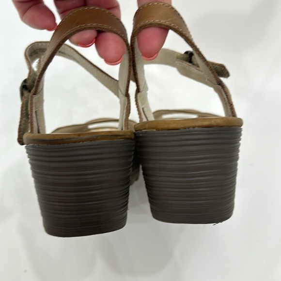 Fly London Yumo leather wedge sandals size 41. Brown and gold. - Picture 3 of 12